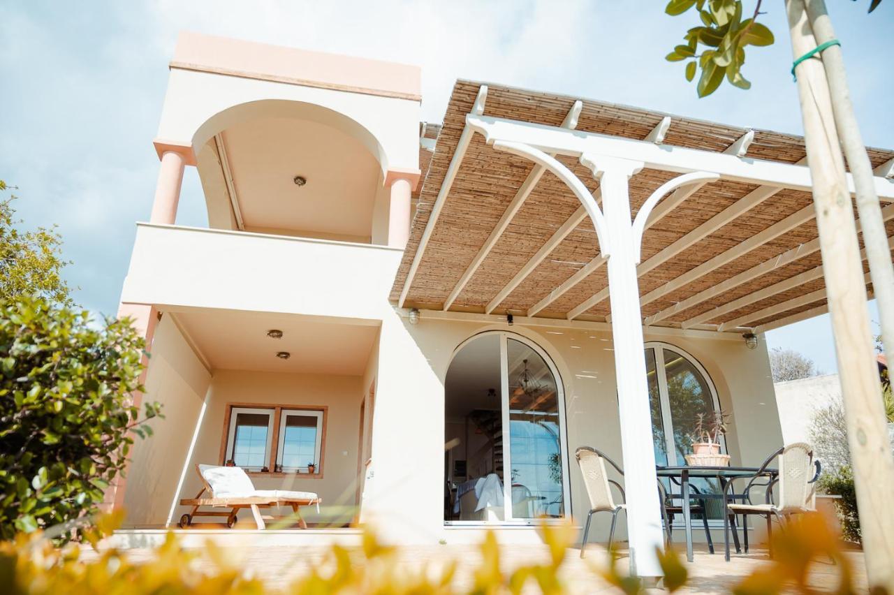 Seafront Apartment Karfas Dış mekan fotoğraf