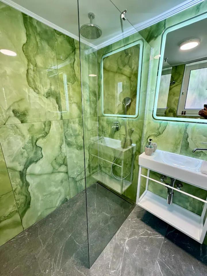 Seafront Apartment Karfas Dış mekan fotoğraf